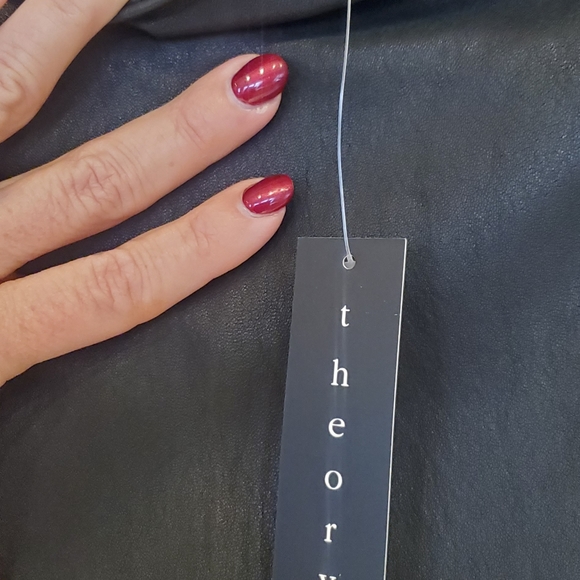 Theory ** Brand New**Leather Skirt - Picture 4 of 7